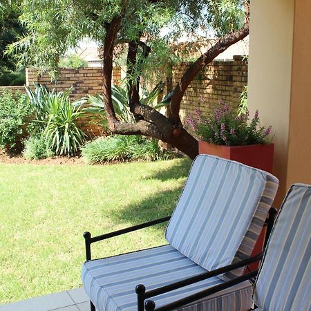 Topaz Cove Luxury Villas Edenvale Exterior photo